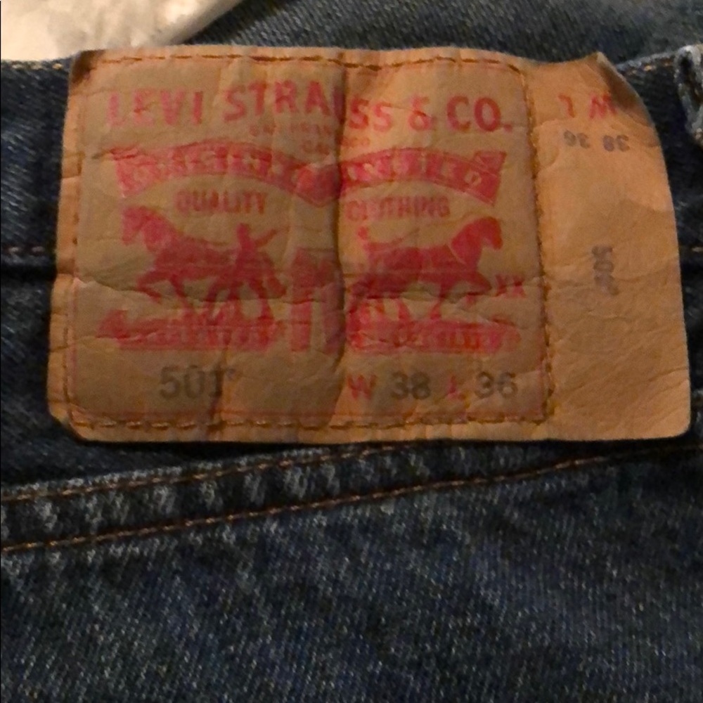 Levi’s 501 - Picture 2 of 2